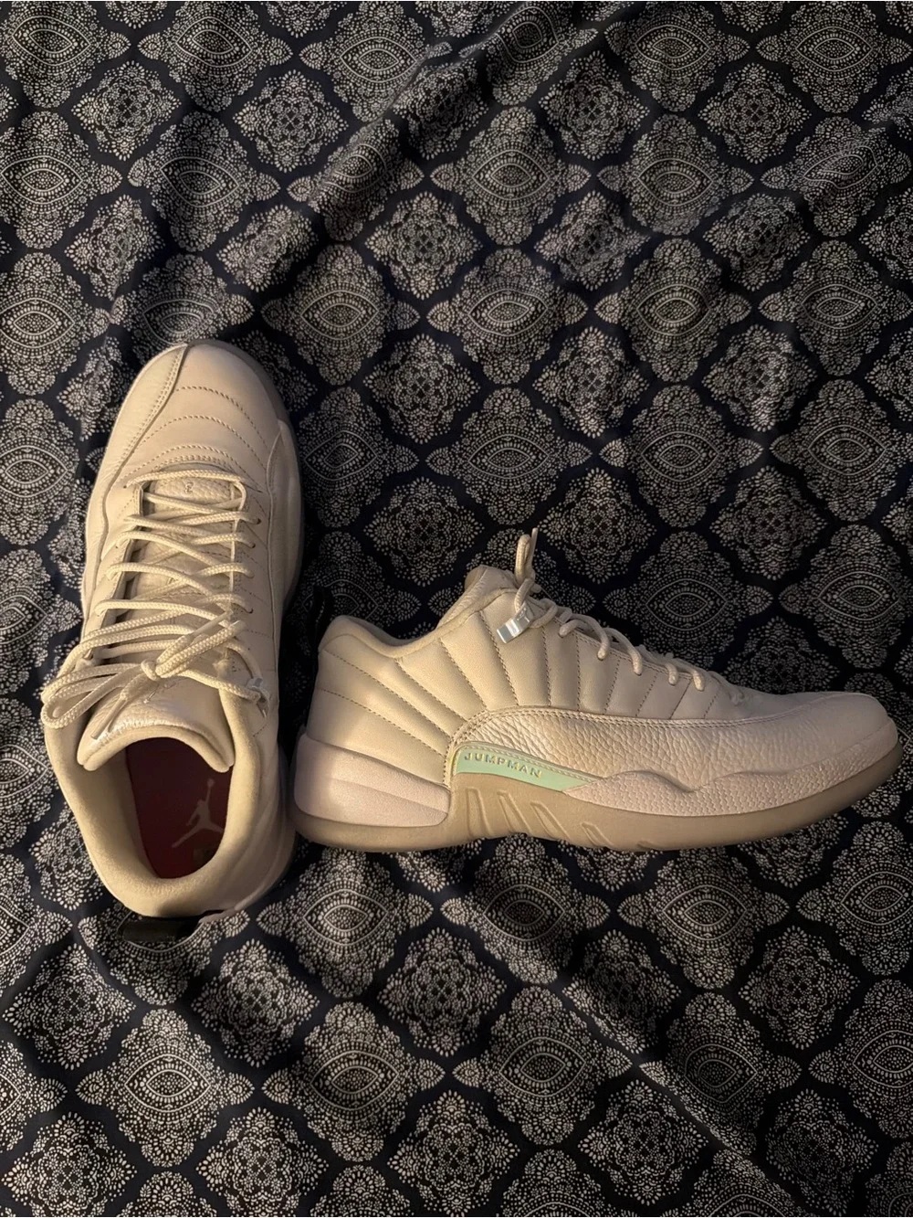 Jordan 12 Retro Easter Egg Cream Men's Low-Top Athletic Sneakers